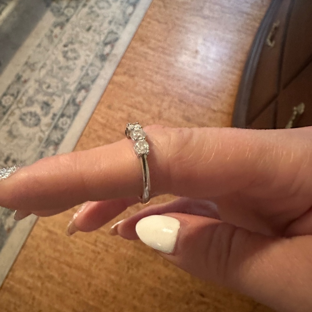 14K white gold band NEW - Picture 4 of 10